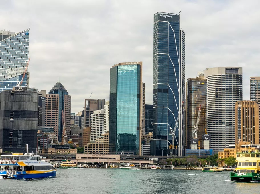 A-Grade Building outdoor and from a distance of Servcorp Gateway and of Circular Quay