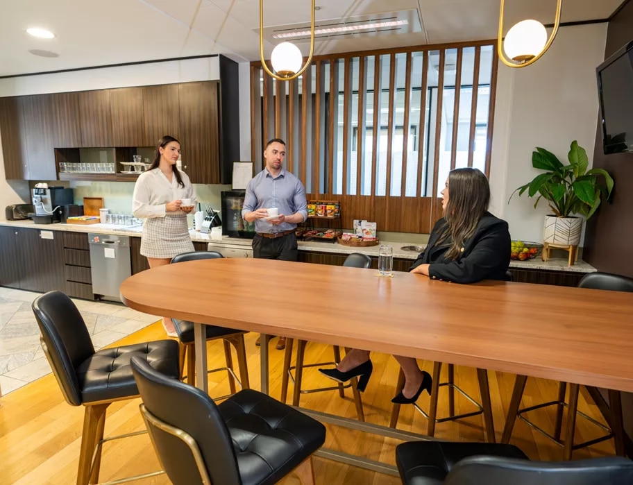 /media/40983/fully-stocked-kitchen-and-coffee_reserve-bank-building-hobart_internal.jpg