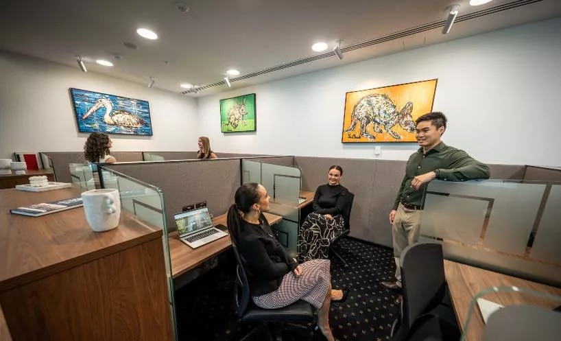 20261305-parkline-dedicated-desk-rn.jpg